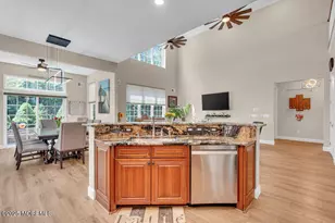 19 Carleton Dr, Freehold, NJ 07728 - Photo 13