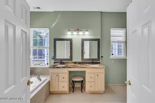 19 Carleton Dr, Freehold, NJ 07728 - Photo 21