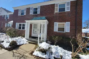 152 Manor Dr, Red Bank, NJ 07701 - Photo 1