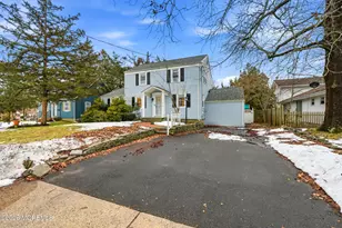 416 Roosevelt Ave, Oakhurst, NJ 07755 - Photo 33