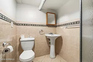 416 Roosevelt Ave, Oakhurst, NJ 07755 - Photo 25