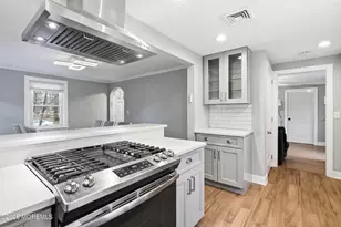 416 Roosevelt Ave, Oakhurst, NJ 07755 - Photo 11