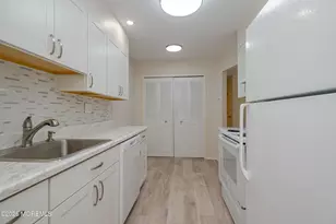 177 Amberly Dr, Manalapan Township, NJ 07726 - Photo 1