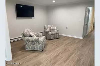 22 Claremont Court, Red Bank, NJ 07701 - Photo 9