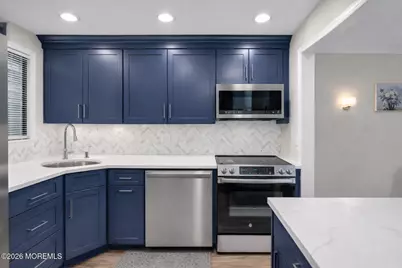 22 Claremont Court, Red Bank, NJ 07701 - Photo 5