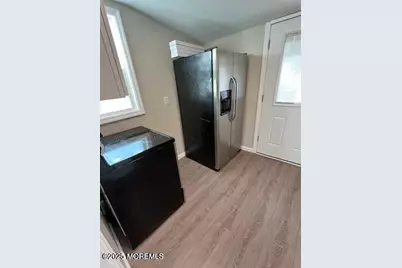 327 Mantoloking Road, Brick, NJ 08723 - Photo 7