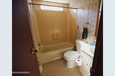 305 Jetty Drive, Egg Harbor Twp, NJ 08234 - Photo 17