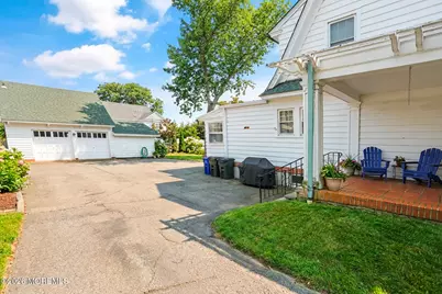340 E Main Street, Manasquan, NJ 08736 - Photo 11