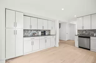 869 Norwood Ave, Long Branch, NJ 07740 - Photo 7