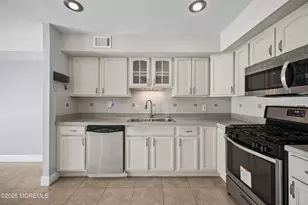 615 Randall Way, Matawan, NJ 07747 - Photo 11