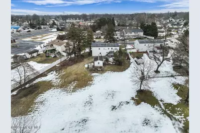 88 Lynn Court, Belford, NJ 07718 - Photo 27