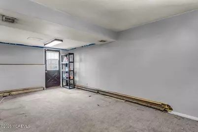 88 Lynn Court, Belford, NJ 07718 - Photo 19