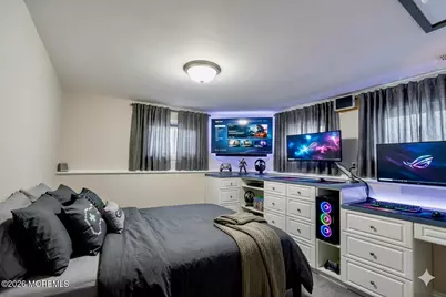 5 Milton Avenue, Manalapan Township, NJ 07726 - Photo 13