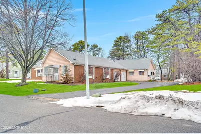 8B Flintlock Lane, Whiting, NJ 08759 - Photo 3