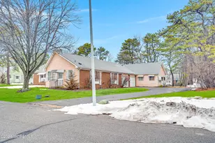 8B Flintlock Ln, Whiting, NJ 08759 - Photo 3