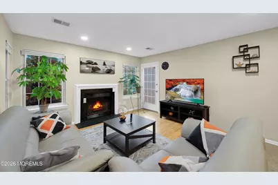 202 Blew Court, East Brunswick Township, NJ 08816 - Photo 5