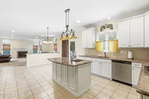 1801 Finderne St, Oakhurst, NJ 07755 - Photo 7