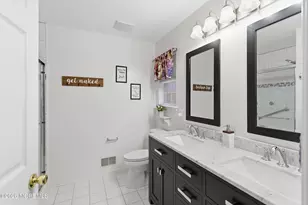 37 Hadley Dr, Robbinsville Township, NJ 08691 - Photo 17