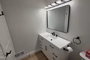 99 Oak Ln, Eatontown, NJ 07724 - Photo 39