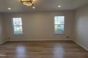 99 Oak Ln, Eatontown, NJ 07724 - Photo 37