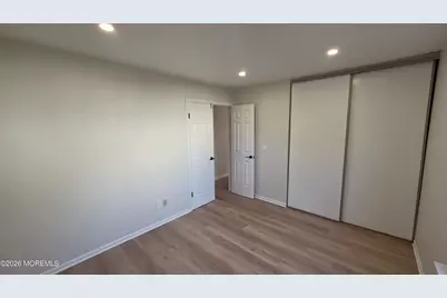 99 Oak Lane, Eatontown, NJ 07724 - Photo 7