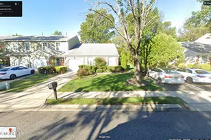 99 Oak Ln, Eatontown, NJ 07724 - Photo 3