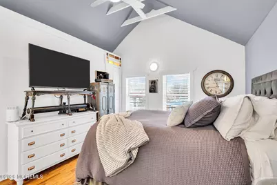 1943 W Lake Avenue, Neptune Township, NJ 07753 - Photo 13