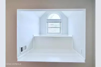 7 Longfellow Court, Freehold, NJ 07728 - Photo 19