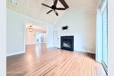 7 Longfellow Court, Freehold, NJ 07728 - Photo 7