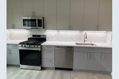 4 Beachway Avenue #9, Keansburg, NJ 07734 - Photo 9