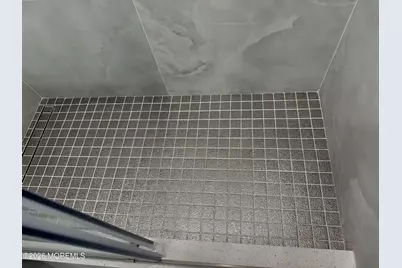 4 Beachway Avenue #9, Keansburg, NJ 07734 - Photo 33