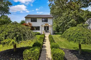 8 Heath St, Eatontown, NJ 07724 - Photo 5