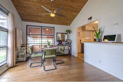 337 Crystal Drive, Brick, NJ 08723 - Photo 5