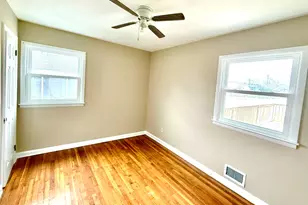 27 Runyon Ave, Freehold, NJ 07728 - Photo 7