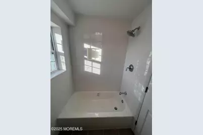 19 Laurel Avenue, Keansburg, NJ 07734 - Photo 7