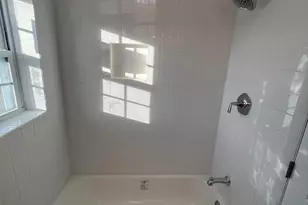 19 Laurel Ave, Keansburg, NJ 07734 - Photo 7