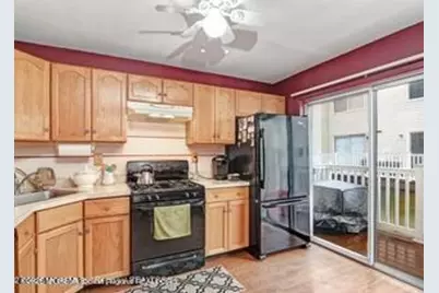 603 Holly Drive, Perth Amboy, NJ 08862 - Photo 7