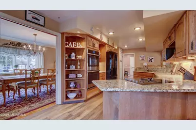 6 Carlisle Court, Manalapan Township, NJ 07726 - Photo 13