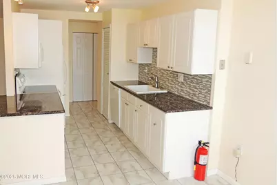 1000 River Road #2K, Belmar, NJ 07719 - Photo 3