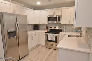 902A Dumbarton Dr, Lakewood, NJ 08701 - Photo 7