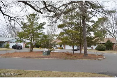 902A Dumbarton Drive, Lakewood, NJ 08701 - Photo 17