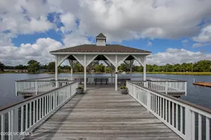 598B Lake Point Dr, Lakewood, NJ 08701 - Photo 27