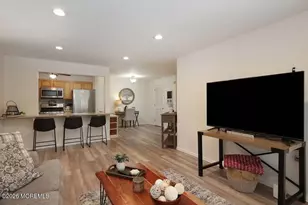 1015 Wedgewood Cir, Belford, NJ 07718 - Photo 3