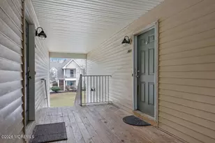 1015 Wedgewood Cir, Belford, NJ 07718 - Photo 11