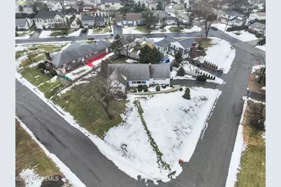 45 Beechwood Terrace, Matawan, NJ 07747 - Photo 25