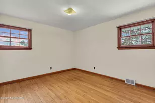 45 Beechwood Terrace, Matawan, NJ 07747 - Photo 17