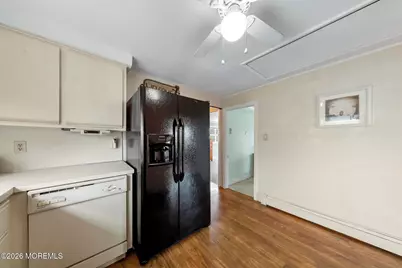 24 W New Jersey Avenue, Long Beach Township, NJ 08008 - Photo 9