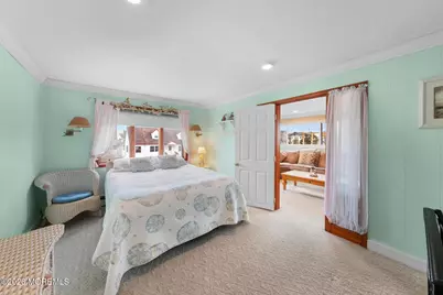 24 W New Jersey Avenue, Long Beach Township, NJ 08008 - Photo 11