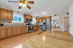 16 San Juan Ct, Toms River Township, NJ 08757 - Photo 5