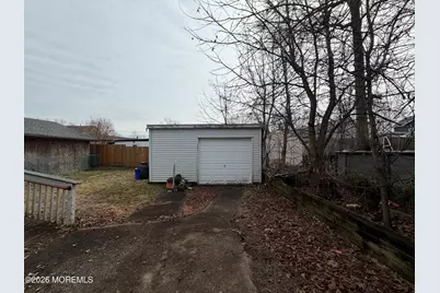 181 Hilltop Boulevard, Keyport, NJ 07735 - Photo 3